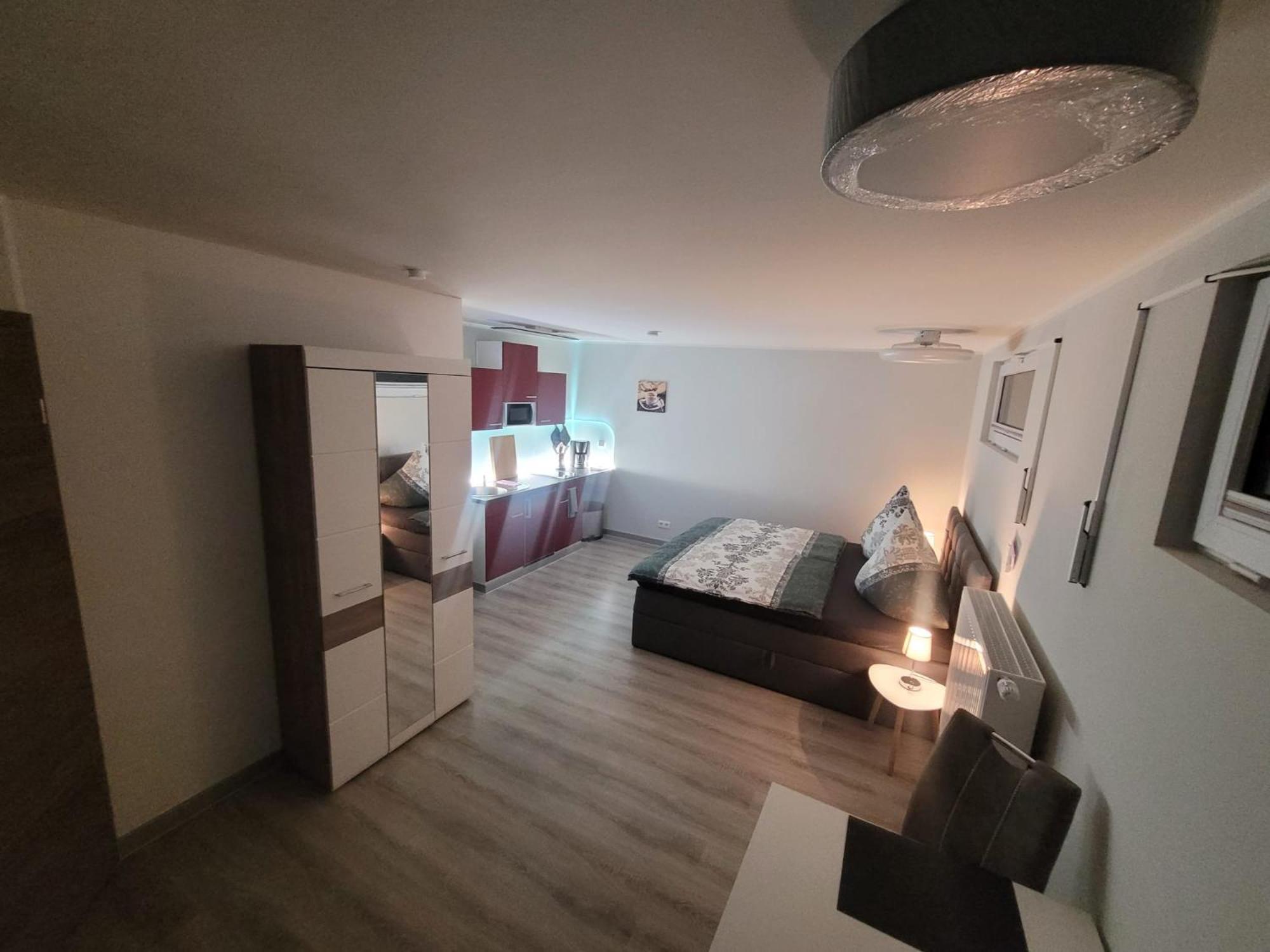 Ferienwohnung Oder Studio Dresden-Neustadt Inkl Parkplatz Mit Balkon Oder Terrasse Kültér fotó