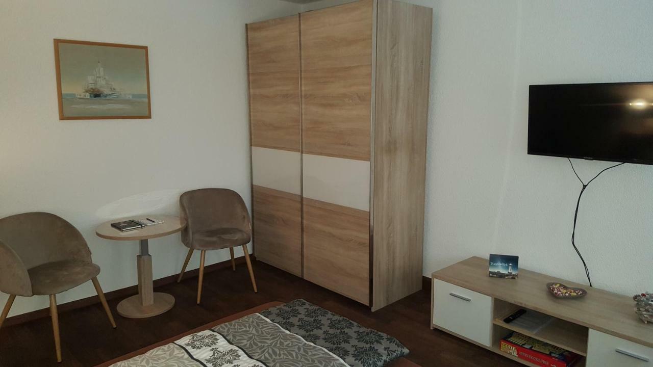 Ferienwohnung Oder Studio Dresden-Neustadt Inkl Parkplatz Mit Balkon Oder Terrasse Kültér fotó